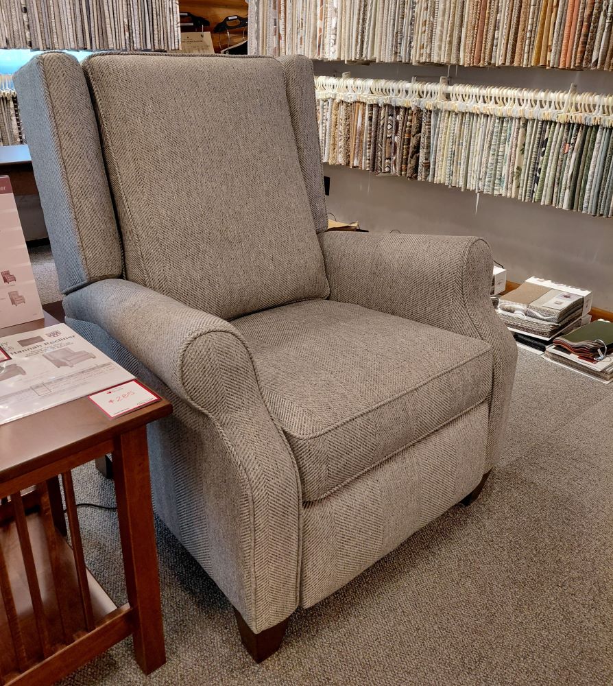 Hannah "One" Recliner (King Hickory #7R)