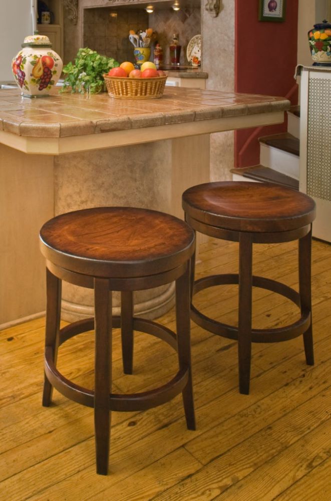 Milano Swivel Stool (Zimmermans #24312 & #30312)