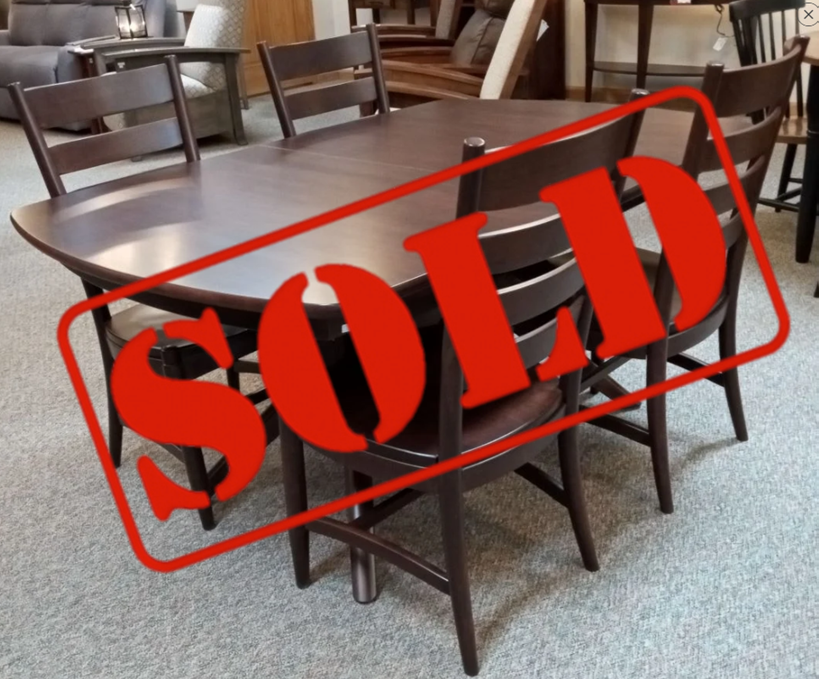SOLD: Traverse Table with Stegel Side Chairs (Zimmerman)