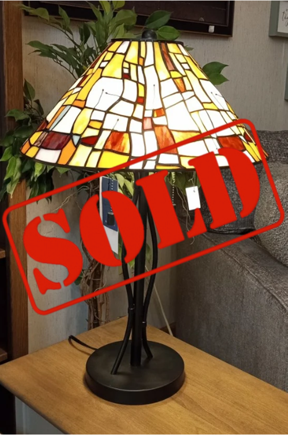 SOLD: Stinson Tiffany Lamp (Quoizel)