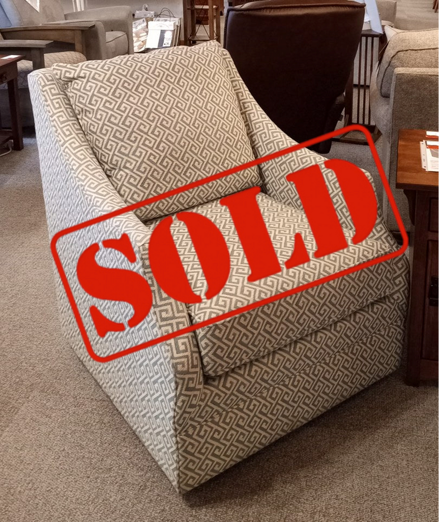 SOLD: Heather Swivel Chair (King Hickory)